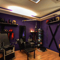 Bizarr Lounge NewVanKampen, Forckenbeck Straße 1 in 14199 Berlin-Wilmersdorf